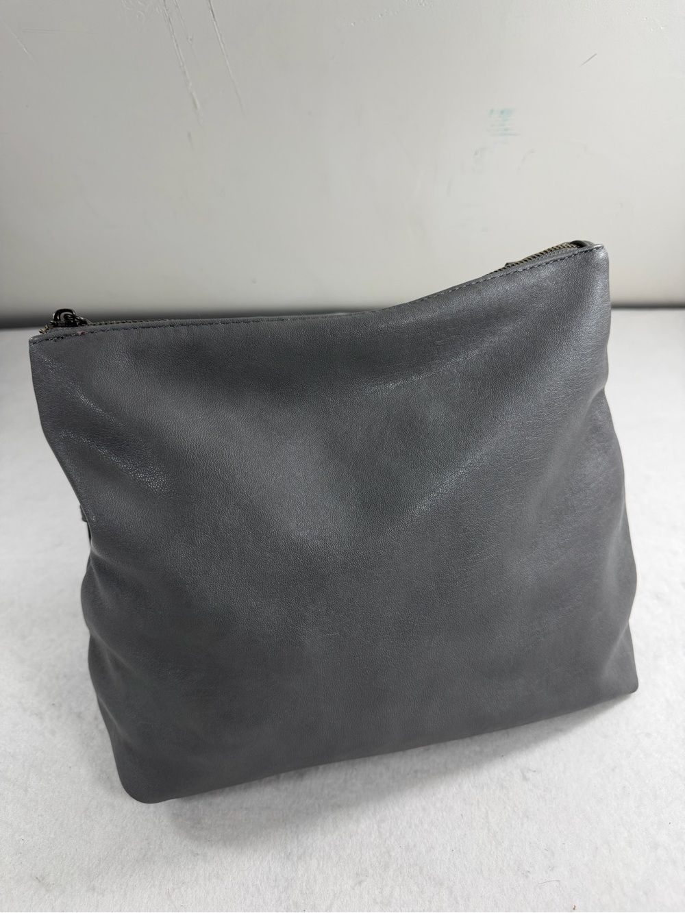 Antik Kraft‎ Gray Crossbody Bag Adjustable Strap Zip Top Purse